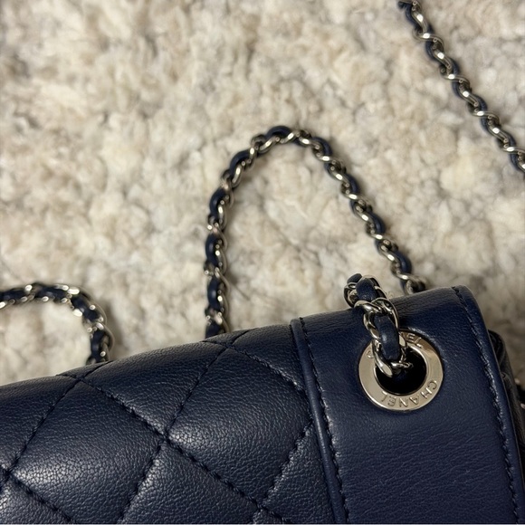 Chanel Navy Quilted Handbag - Picture 14 of 16